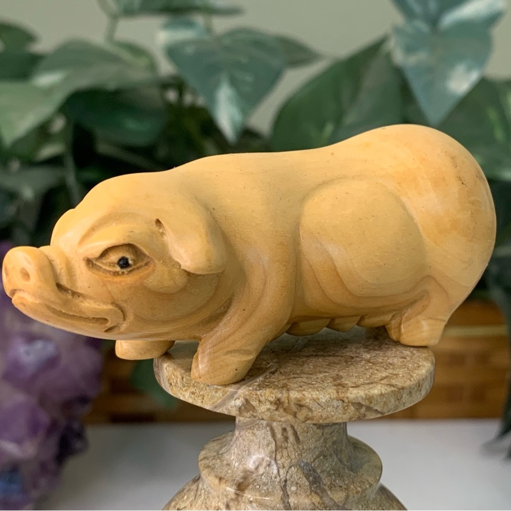 Boxwood Netsuke Pig Figurine Carving Hand Carved Wood Farm Animal Swine 3.4" VTG